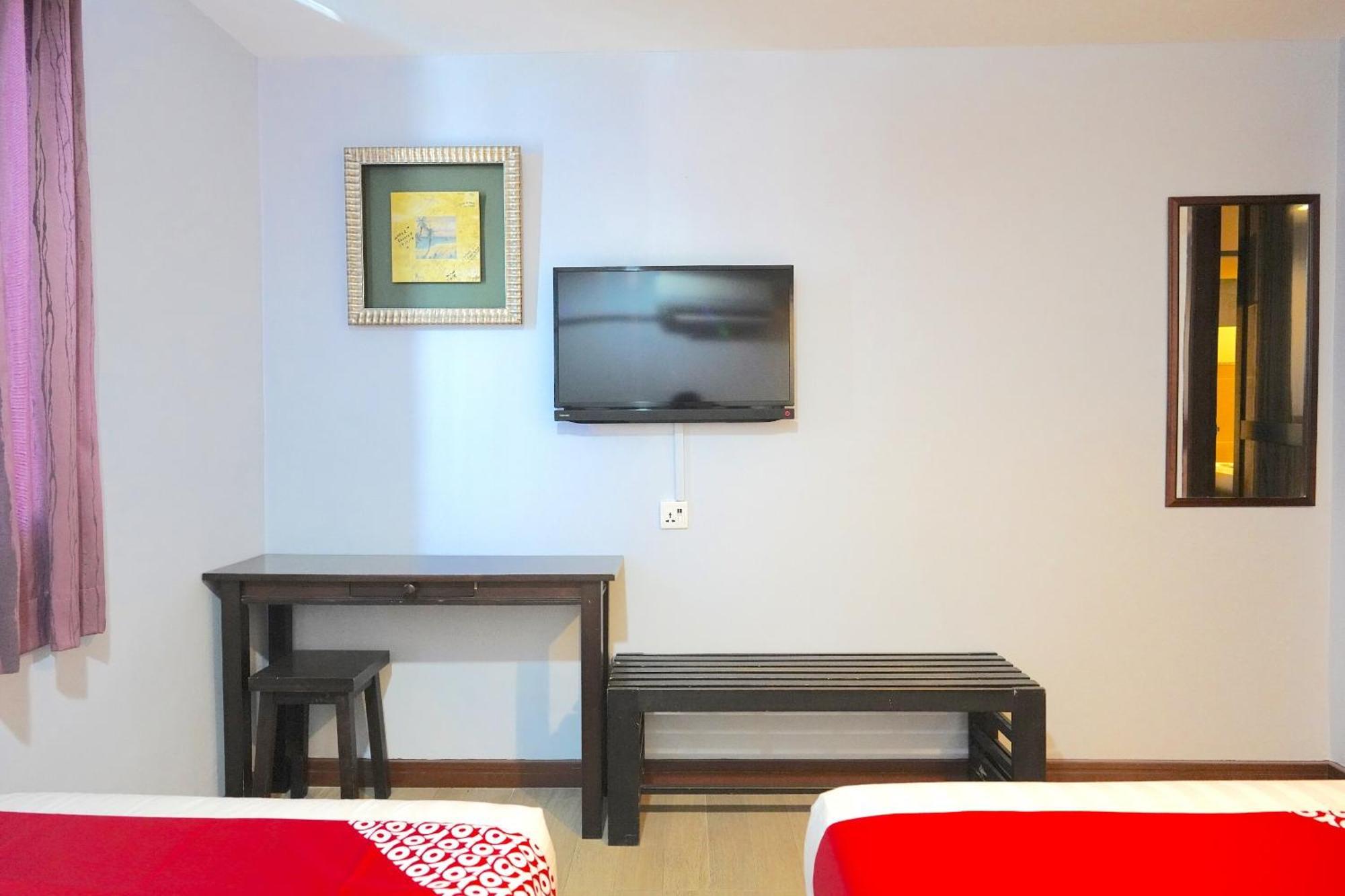 Super Oyo 89544 Utama Inn Bintulu Buitenkant foto