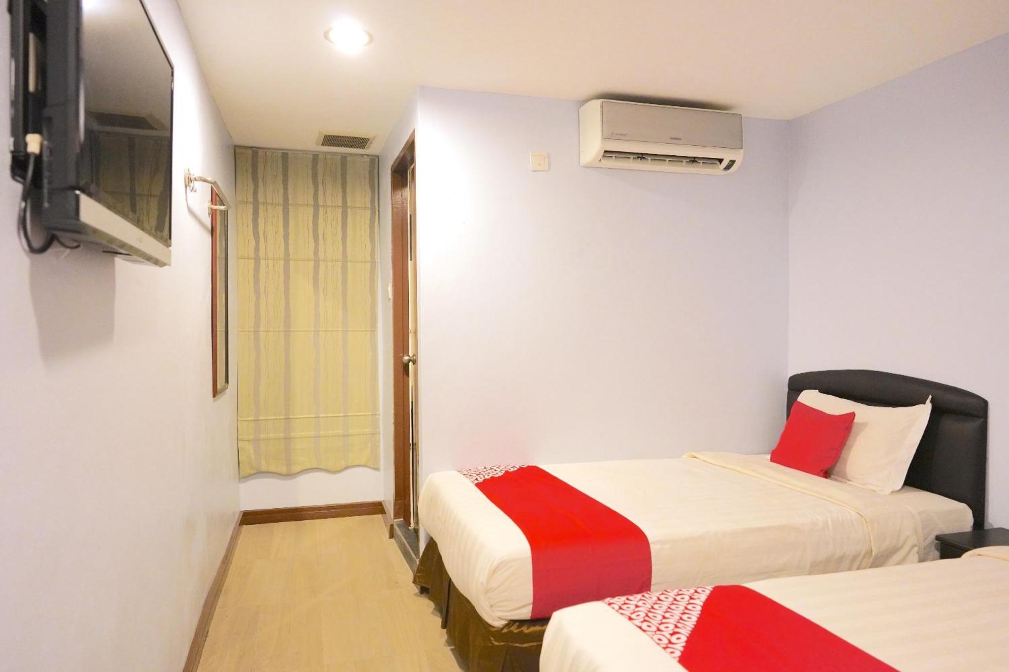 Super Oyo 89544 Utama Inn Bintulu Buitenkant foto