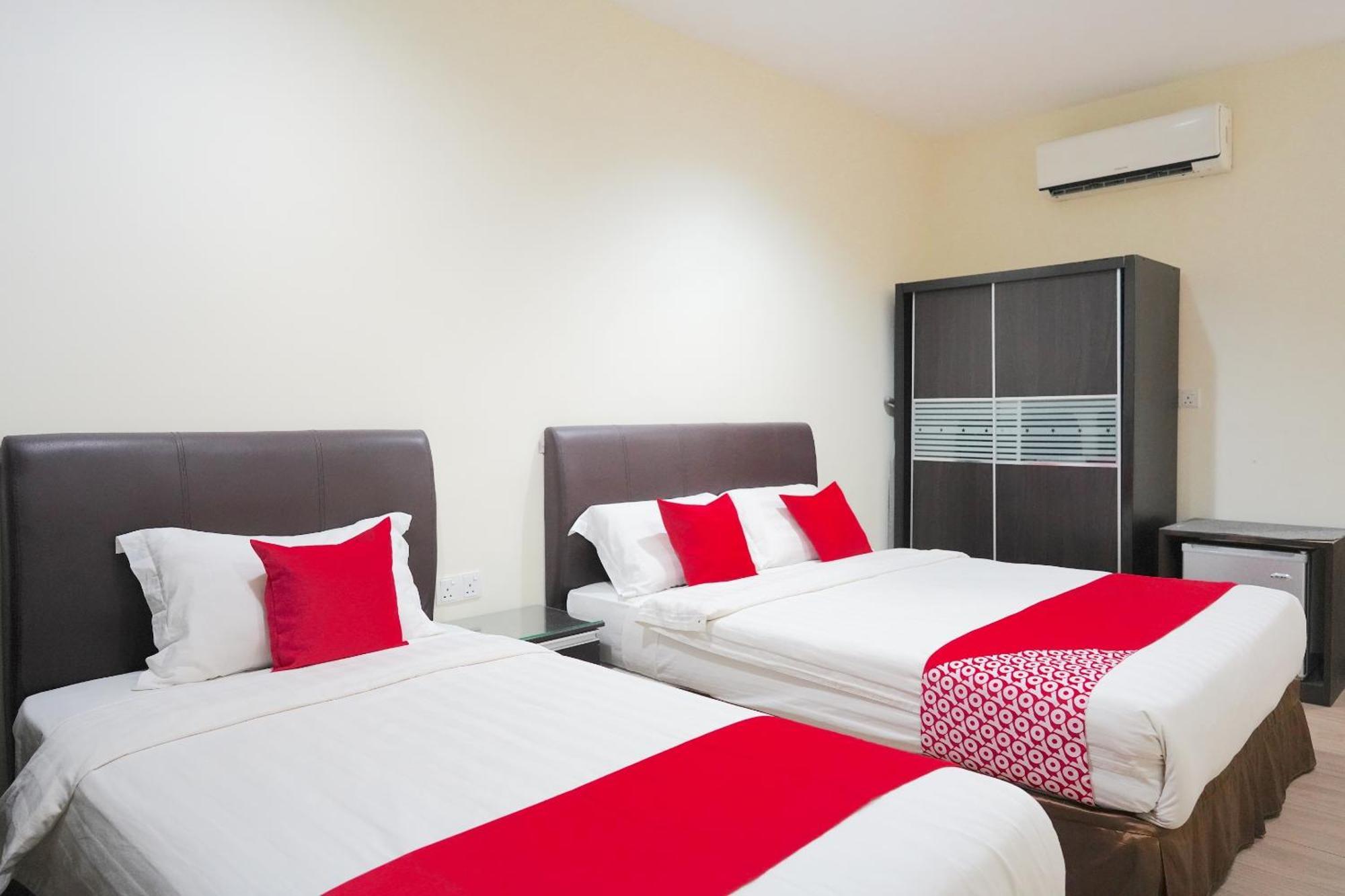 Super Oyo 89544 Utama Inn Bintulu Buitenkant foto